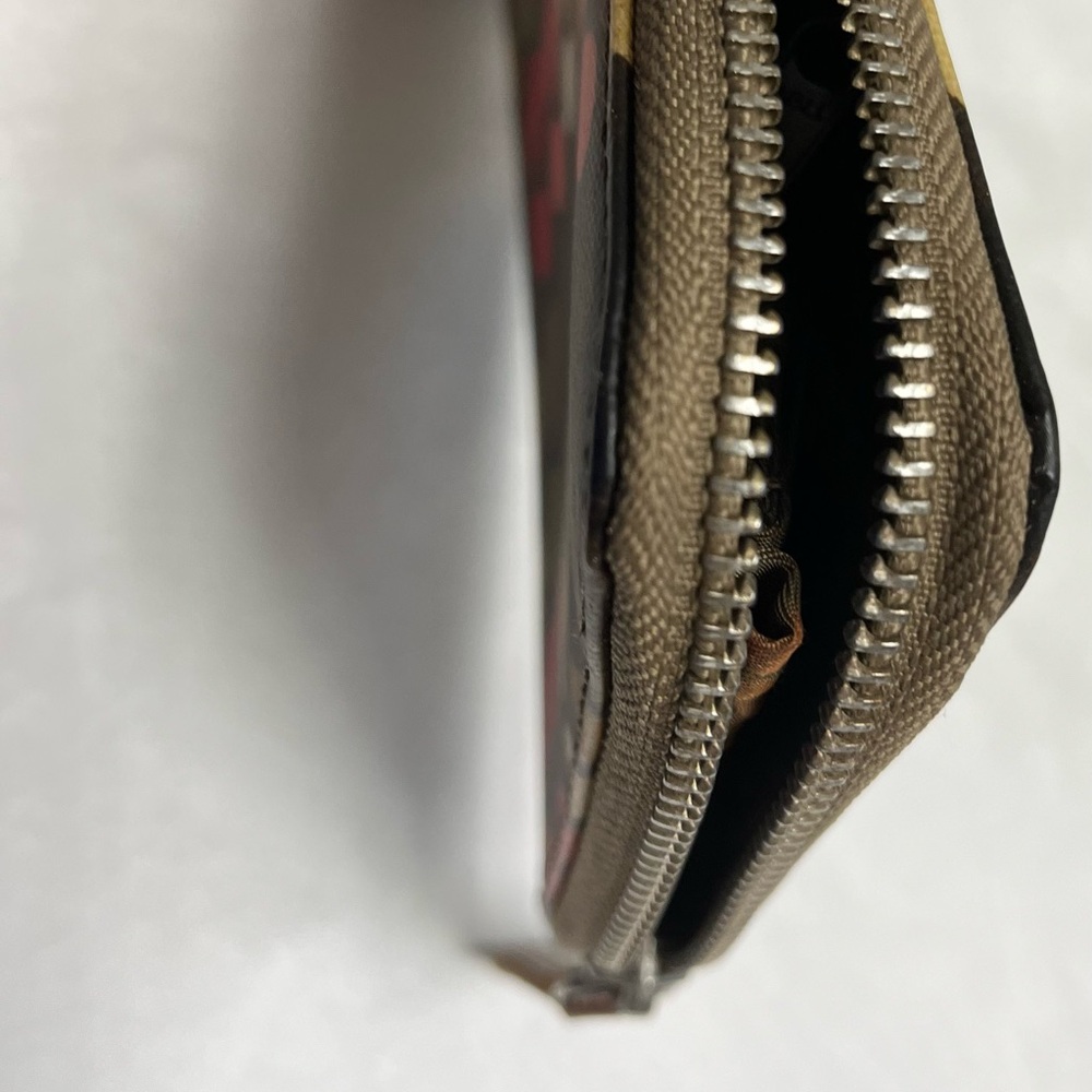 Orla Kiely Zip Around Wallet - Picture 3 of 8